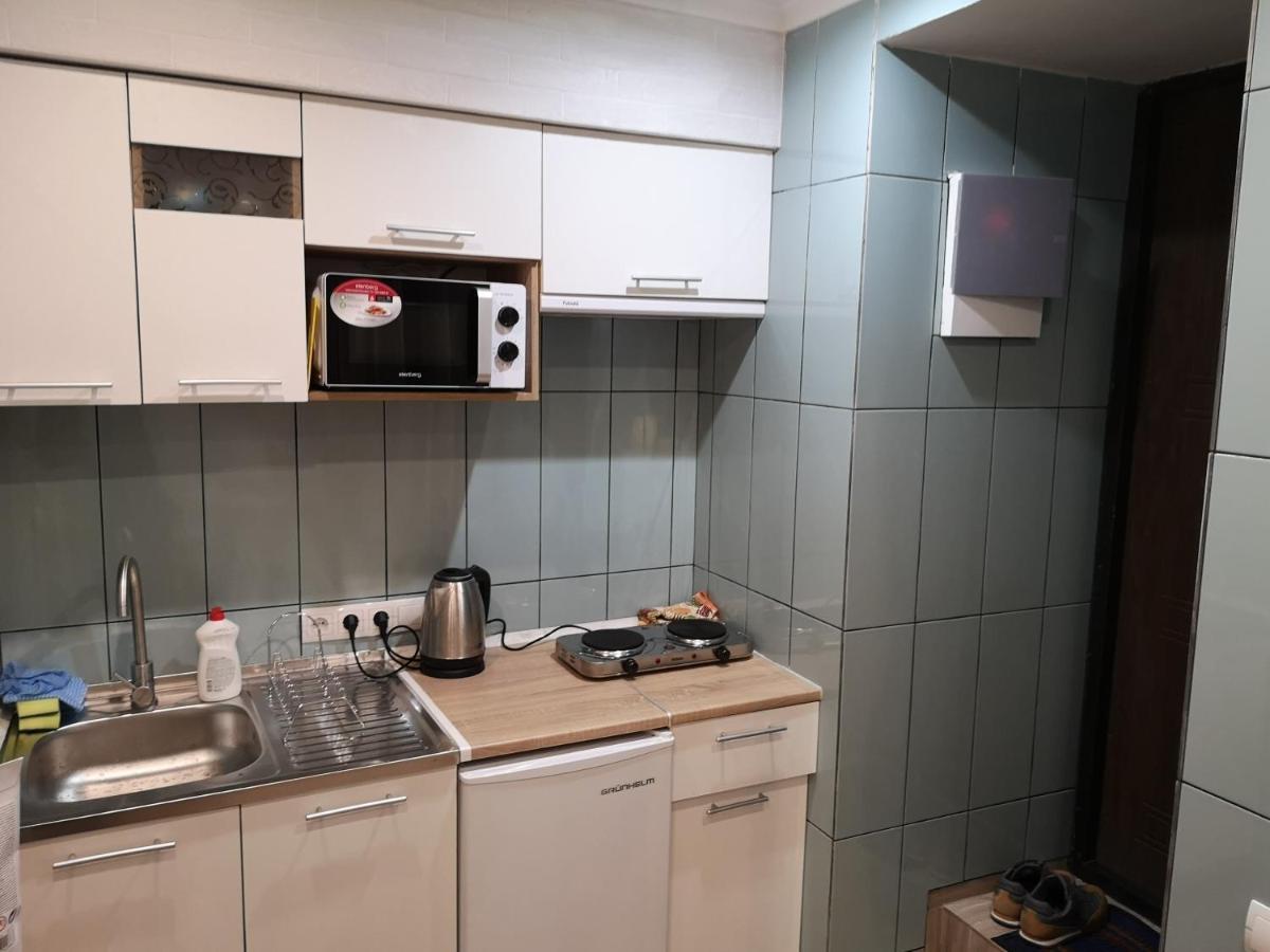 Freedom Apartment On Bazarna Str Lviv Ngoại thất bức ảnh
